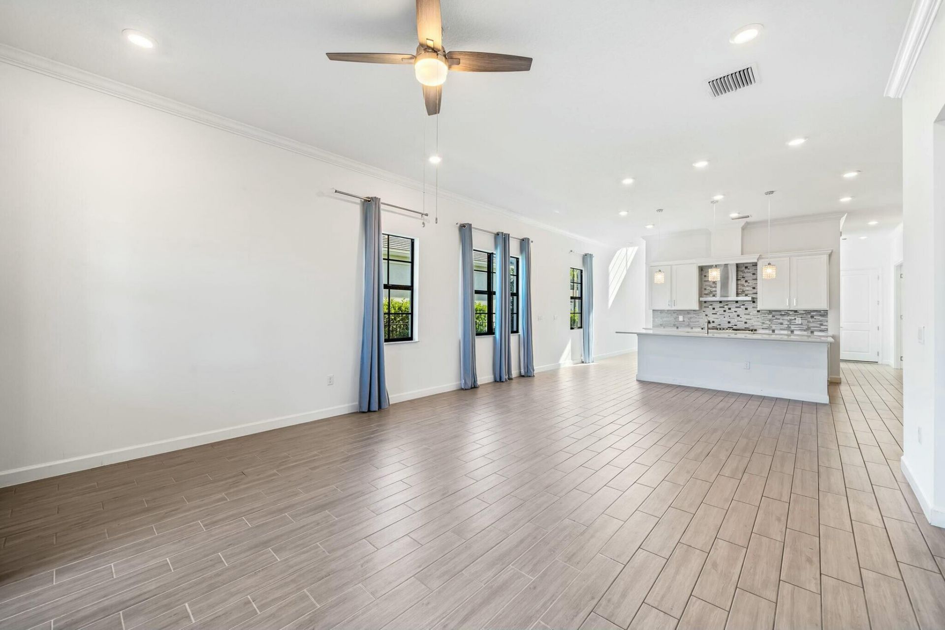 601 SE Fascino Circle, Port Saint Lucie, FL 34984 Photo