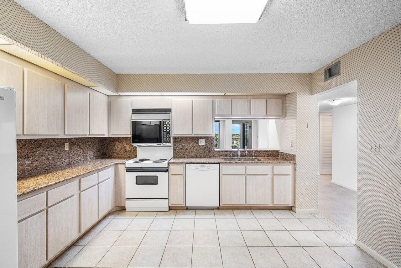 3400 S Ocean Boulevard, Unit 5k, Highland Beach, FL 33487 Photo