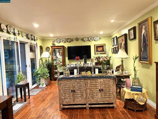 1036 Oak Grove Rd, Unit 105, Concord, CA 94518