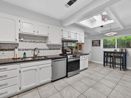 4804 61st St, Sacramento, CA 95820 Photo