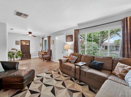 4804 61st St, Sacramento, CA 95820 Photo