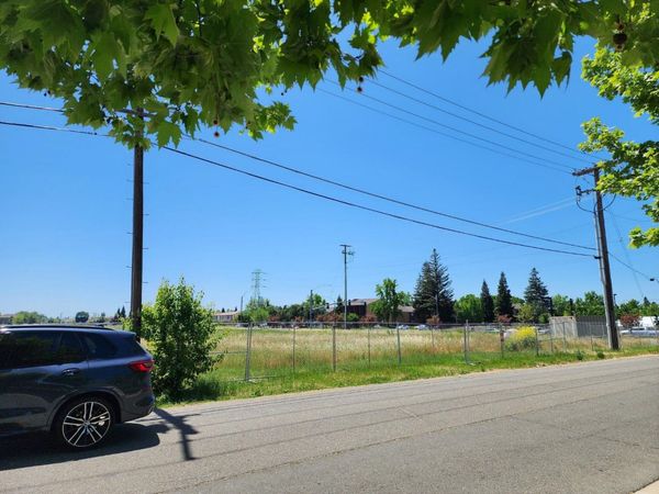 7400 Shasta Ave, Elk Grove, CA 95758