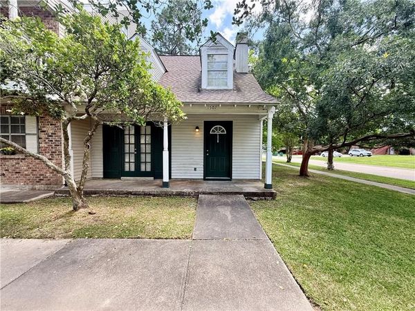 1507 SAVANNAH Drive , Slidell, LA 70458