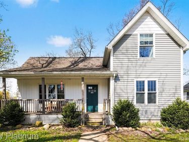 9557 Main Street , Clifford Vlg, MI 48727