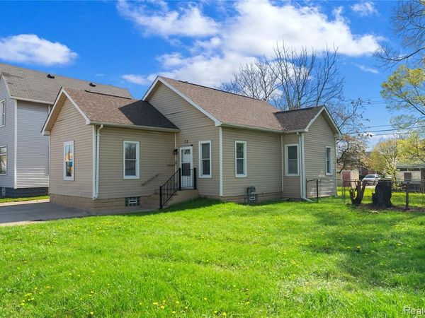 72 Gratiot Avenue, Mt. Clemens, MI 48043