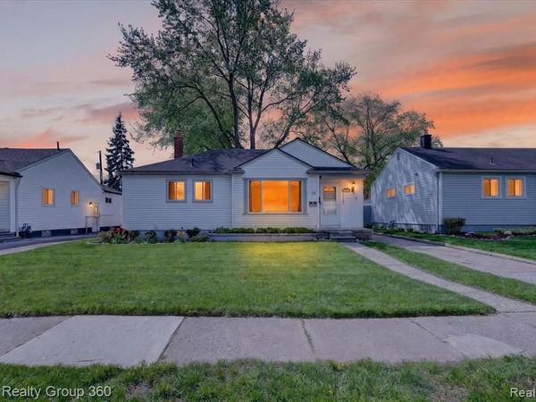 31325 Sheridan Street, Garden City, MI 48135