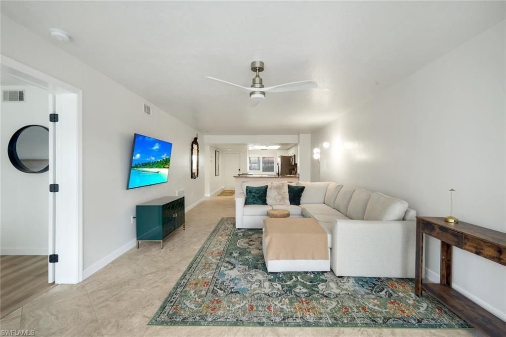 15171 Cedarwood Ln, Unit 3105, Naples, FL 34110 Photo