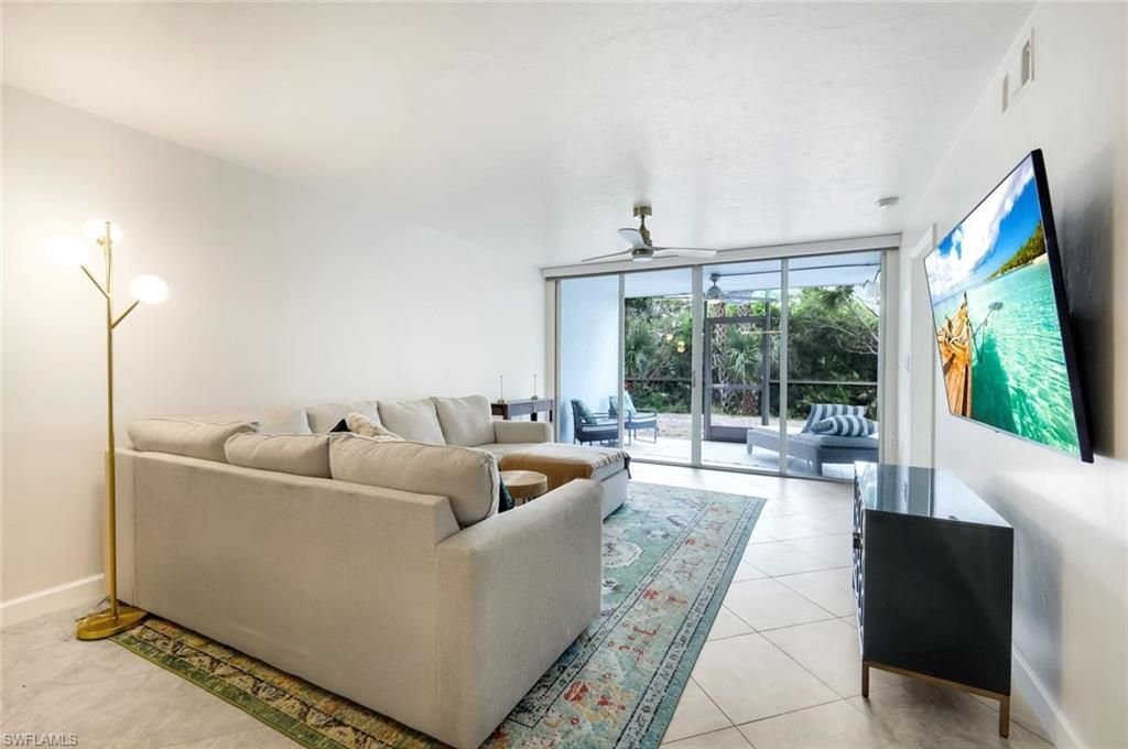 15171 Cedarwood Ln, Unit 3105, Naples, FL 34110 Photo