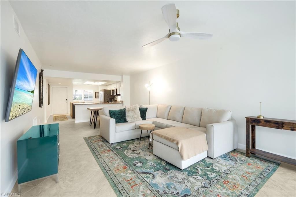 15171 Cedarwood Ln, Unit 3105, Naples, FL 34110 Photo