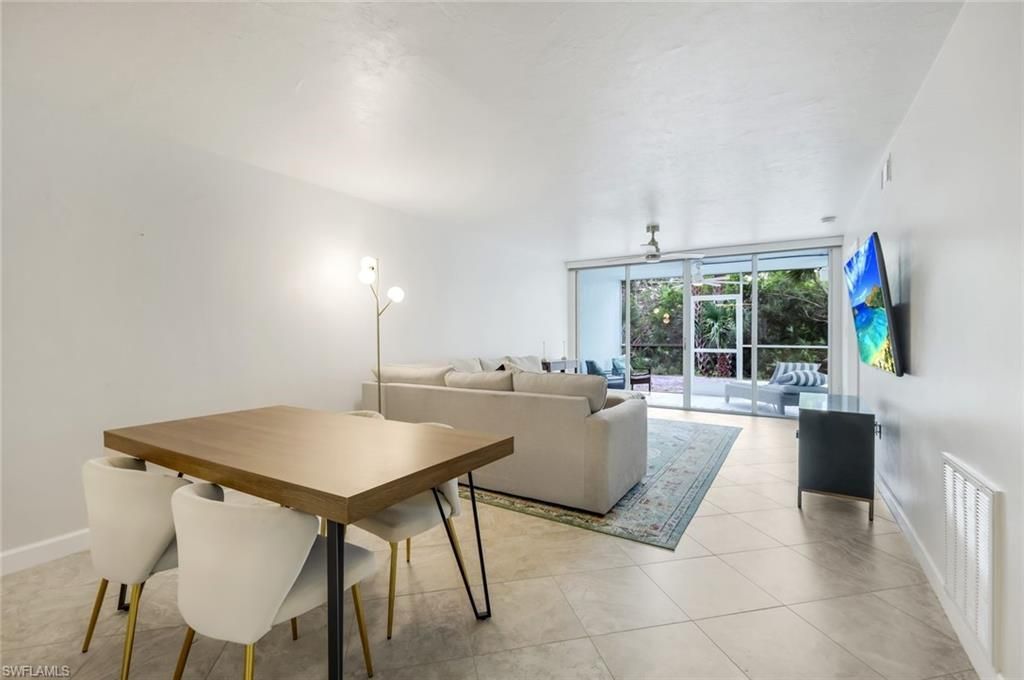 15171 Cedarwood Ln, Unit 3105, Naples, FL 34110 Photo