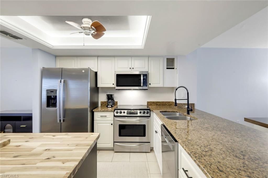 15171 Cedarwood Ln, Unit 3105, Naples, FL 34110 Photo