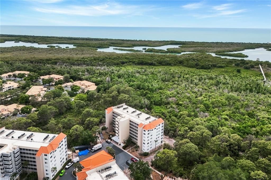 15171 Cedarwood Ln, Unit 3105, Naples, FL 34110 Photo