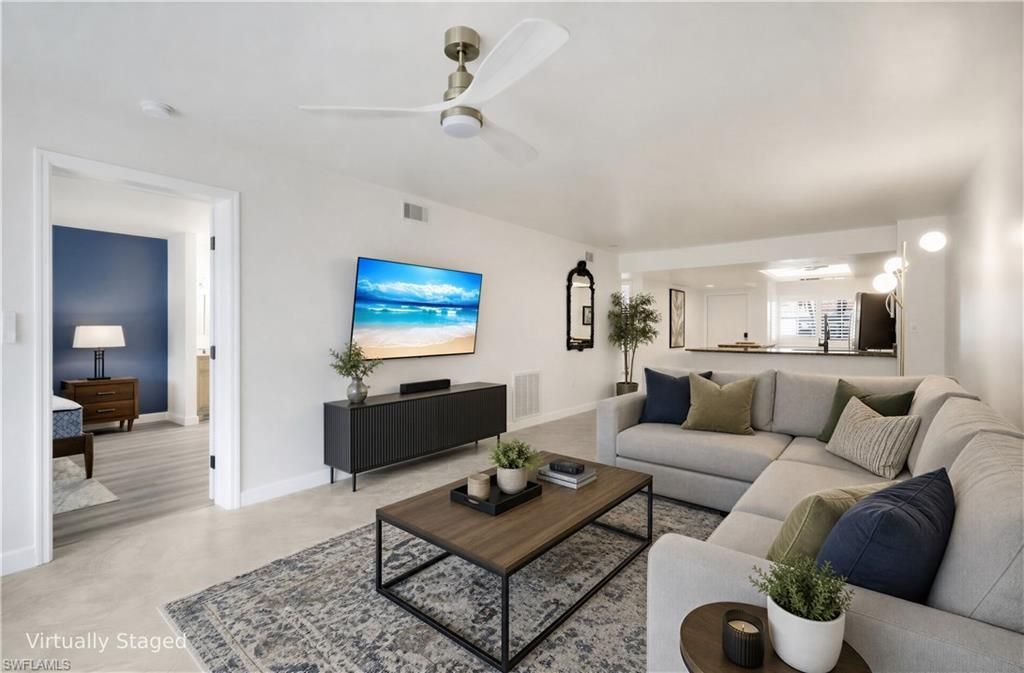 15171 Cedarwood Ln, Unit 3105, Naples, FL 34110 Photo