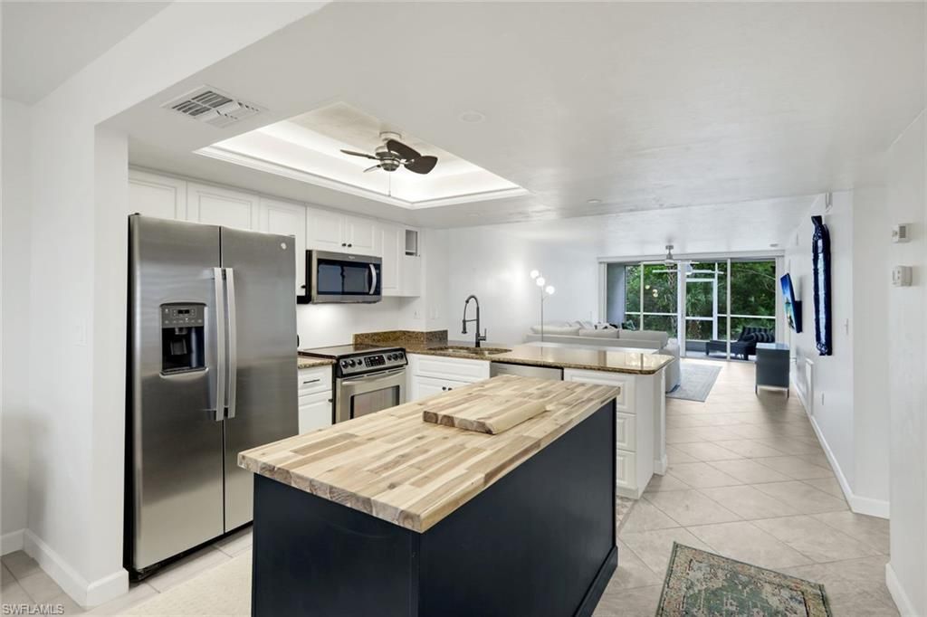 15171 Cedarwood Ln, Unit 3105, Naples, FL 34110 Photo