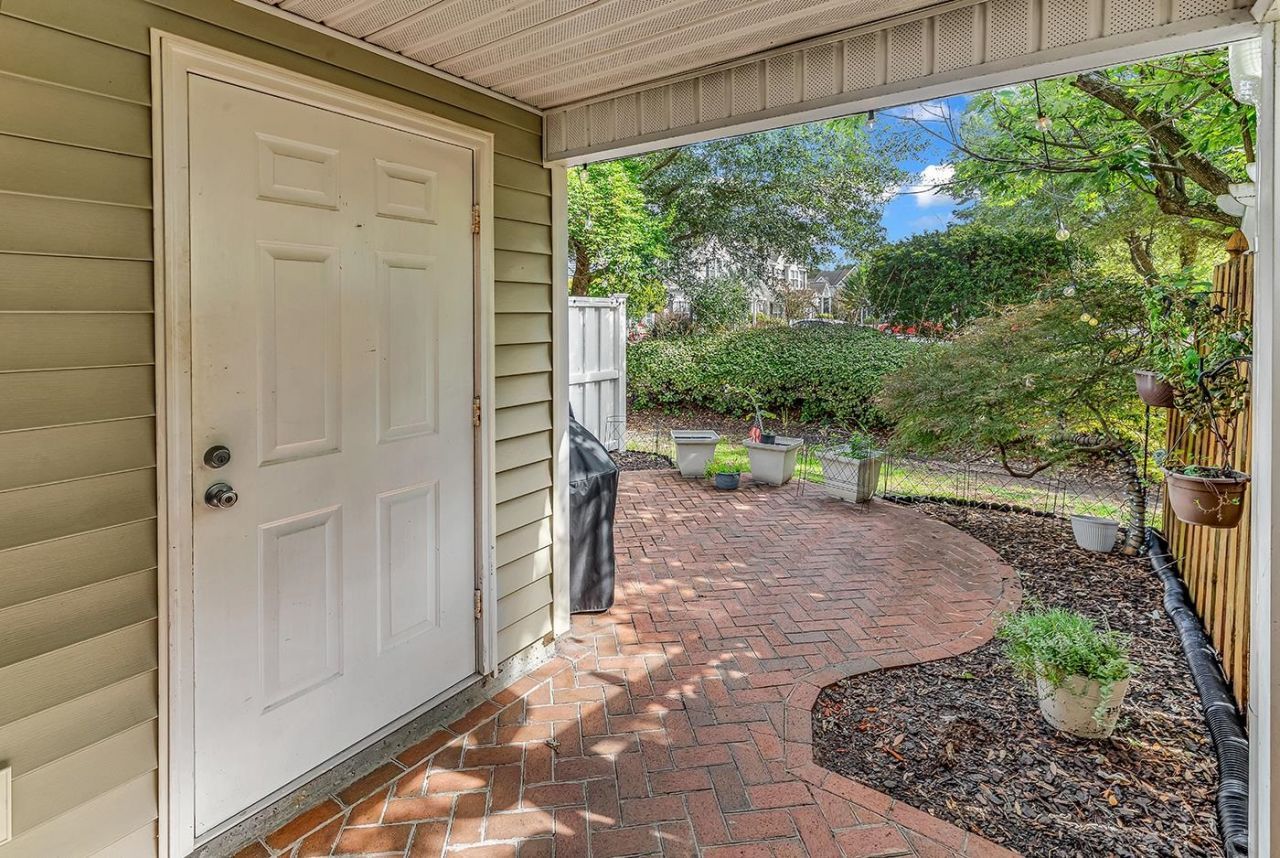 3555 Chestnut Dr. Photo 26