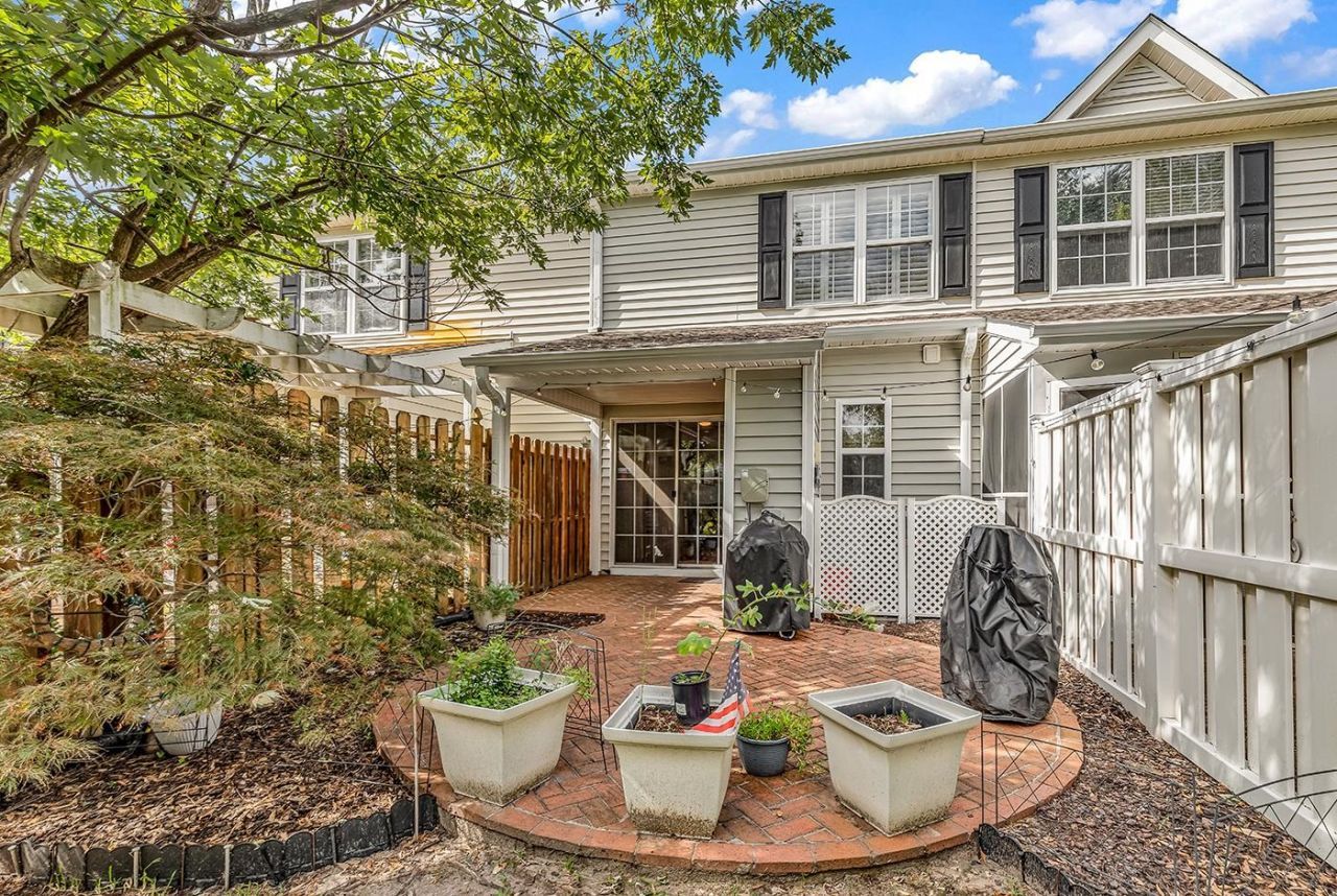3555 Chestnut Dr. Photo 28