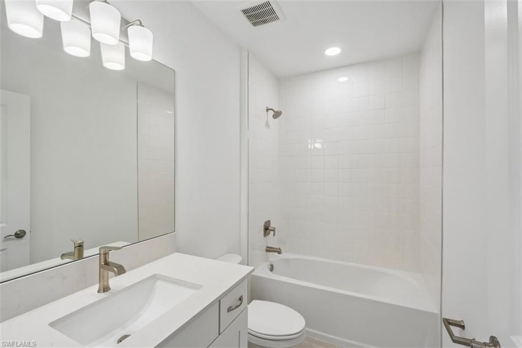247 Lakeside Breeze Way, Lehigh Acres, FL 33936 Photo