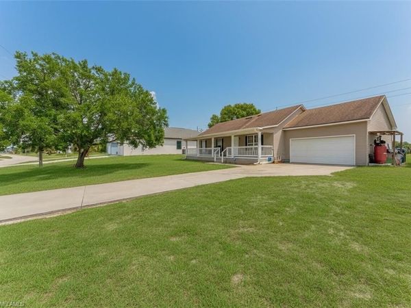 1500 Jay TER , LABELLE, FL 33935