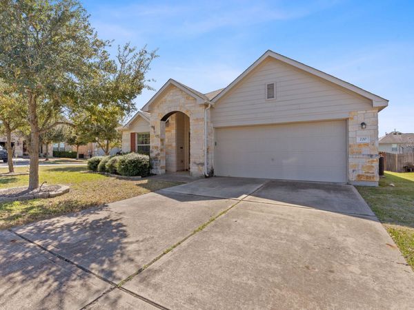 220 Dolomite DR, Buda, TX 78610
