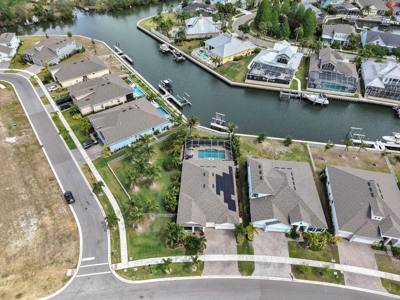 954 Signet Drive, Apollo Beach, FL 33572 Photo