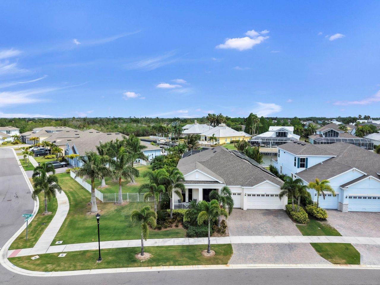 954 Signet Drive, Apollo Beach, FL 33572 Photo