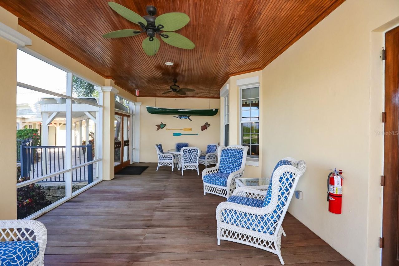 954 Signet Drive, Apollo Beach, FL 33572 Photo