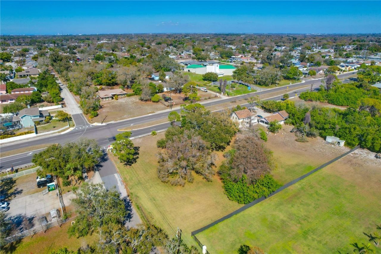12750 Park Boulevard , Seminole, FL 33776 Photo