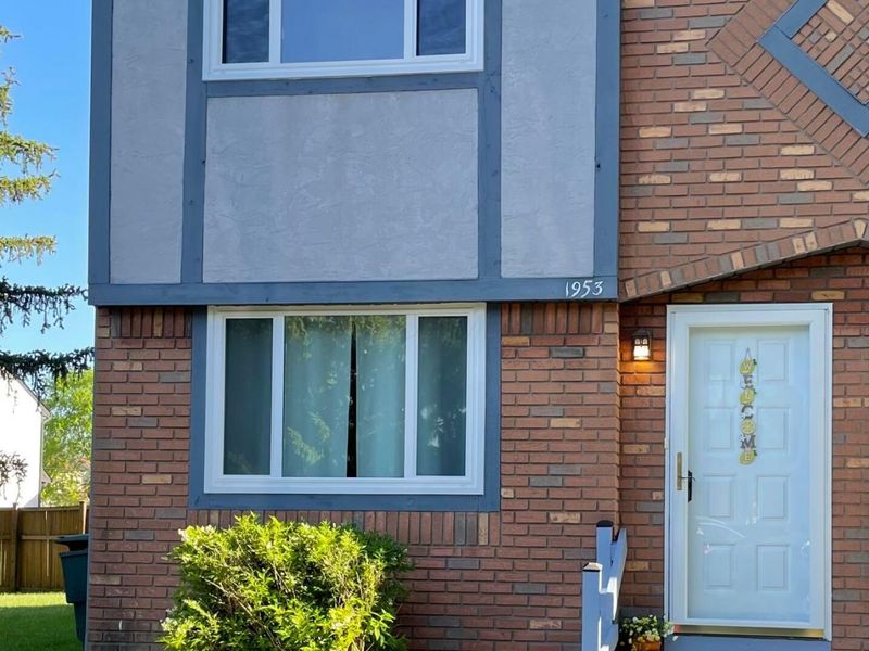 1953 Slaton Court, Columbus, OH 43235 Photo 1