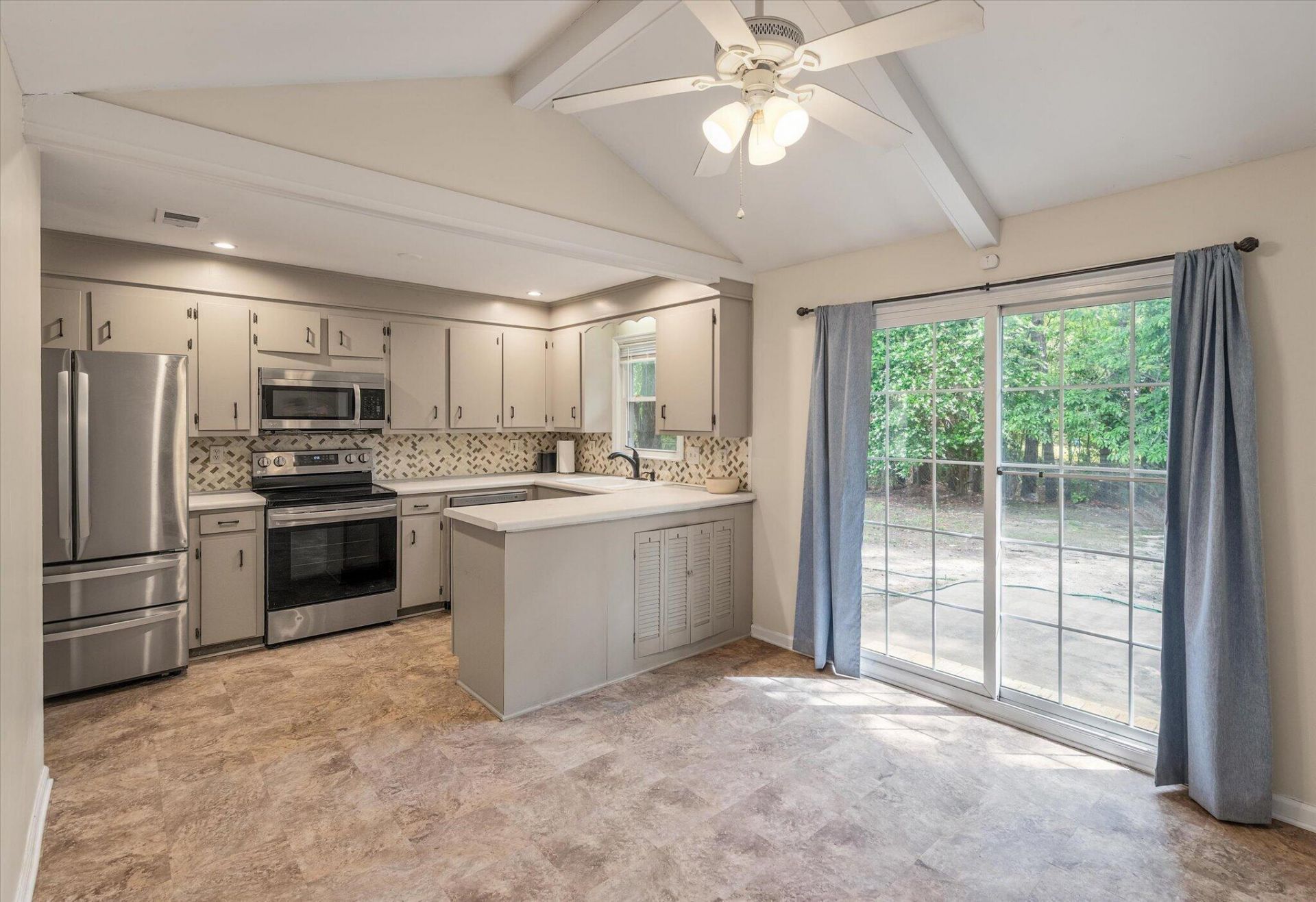 104 Duncan Court Photo 16