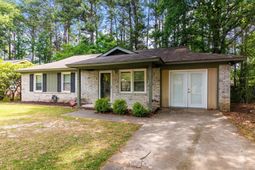 104 Duncan Court photo 4