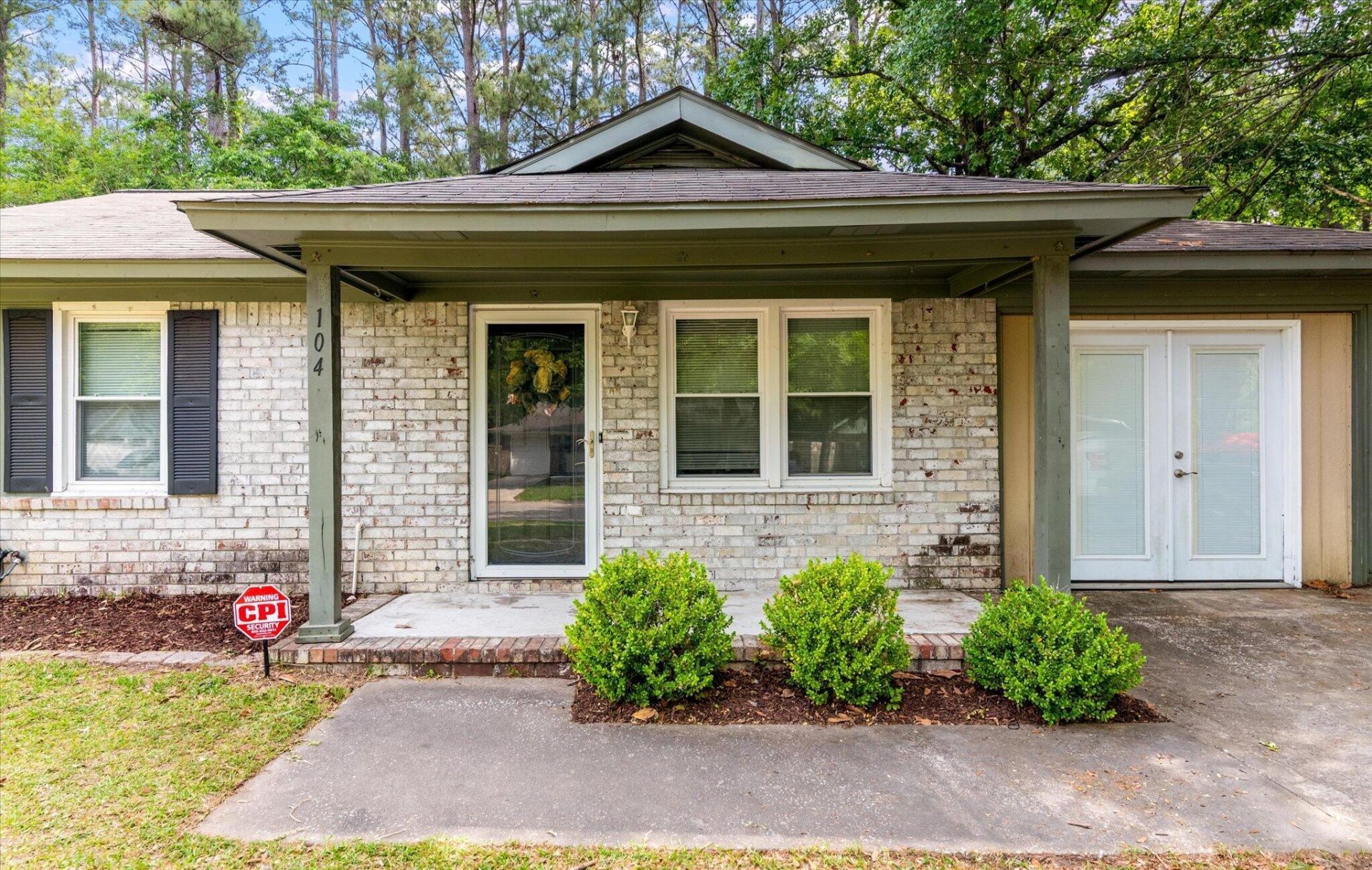 104 Duncan Court Photo 4