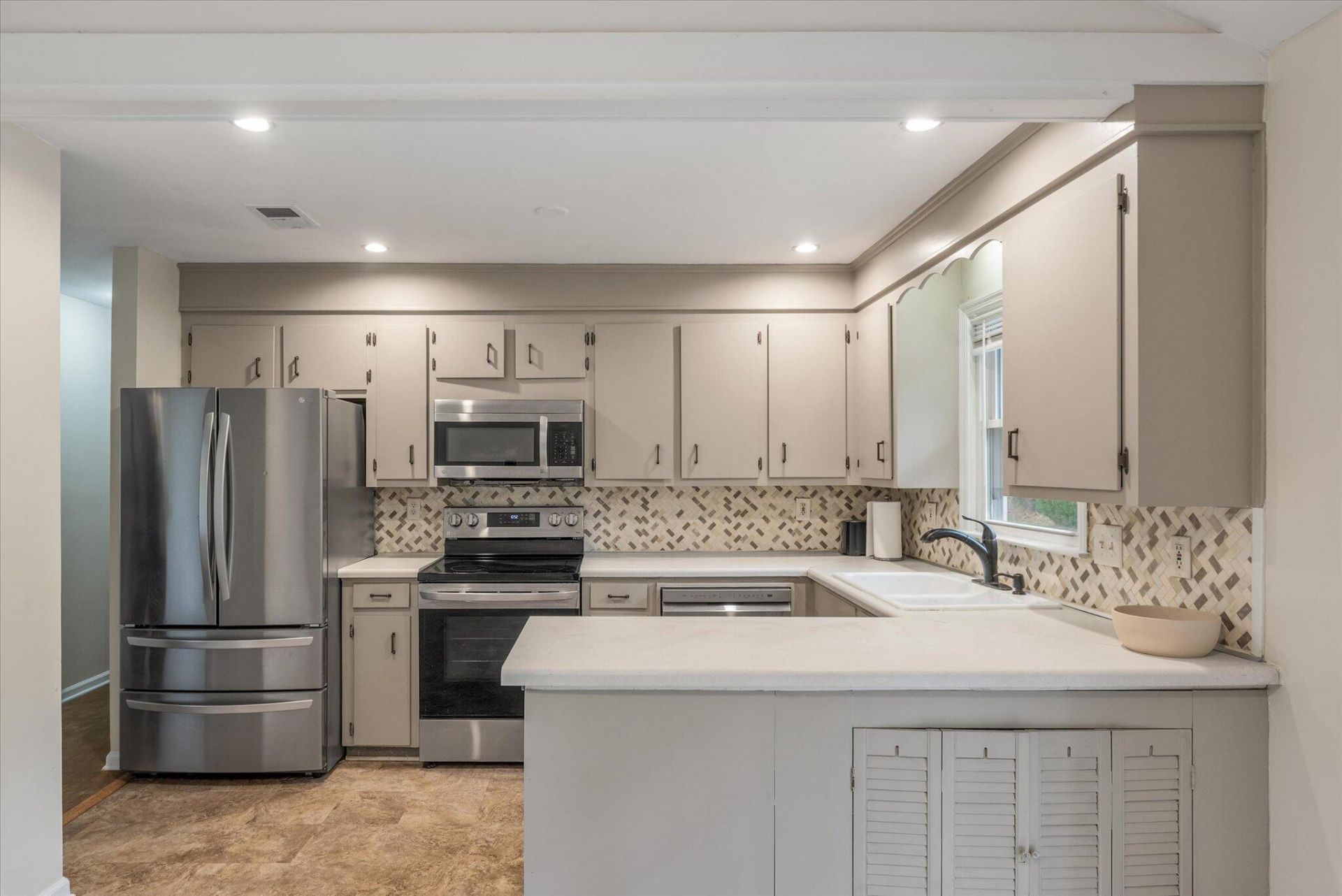 104 Duncan Court Photo 9