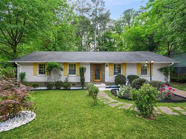 2570 Spring Drive SE, Smyrna, GA 30080