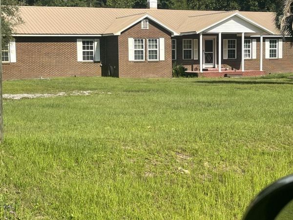 1721 Us 1 Highway N, Alma, GA 31510