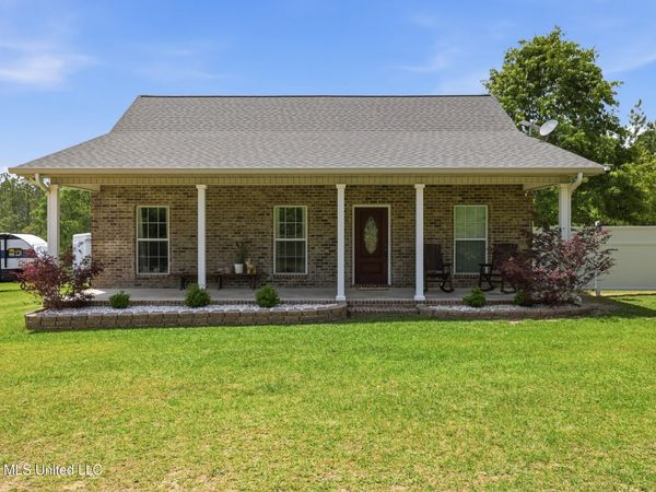 239 M P Parker Road, McHenry, MS 39561