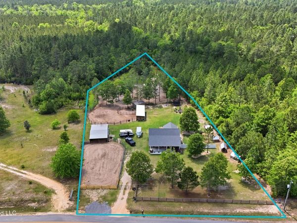 239 M P Parker Road, McHenry, MS 39561