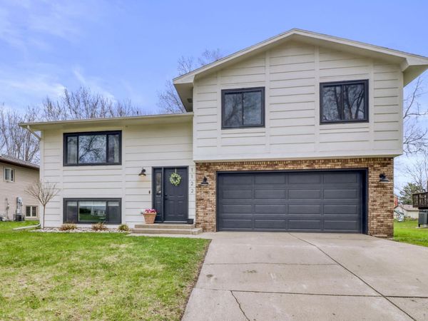 1122 N Concord Street , Fergus Falls, MN 56537