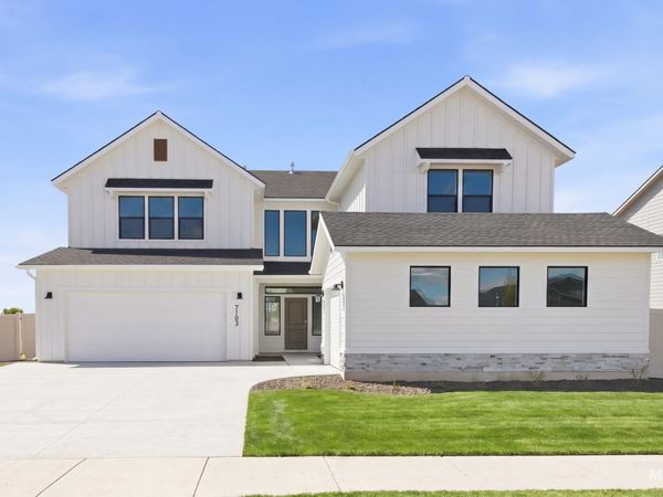 7103 E Marble Springs Dr, Nampa, ID 83687