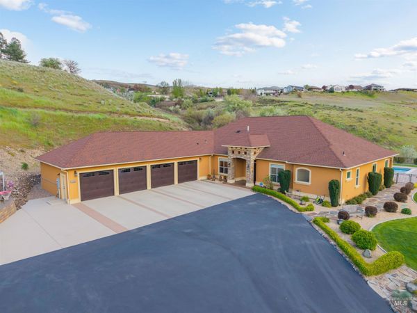 3703 Rio Vista Dr., Lewiston, ID 83501