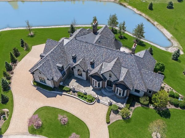 23 Enclave Court, South Barrington, IL 60010