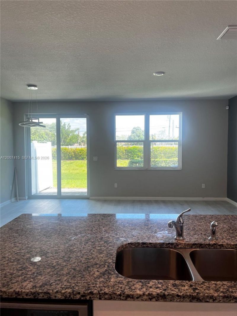 6349 Topsail Dr , West Palm Beach, FL 33413 Photo