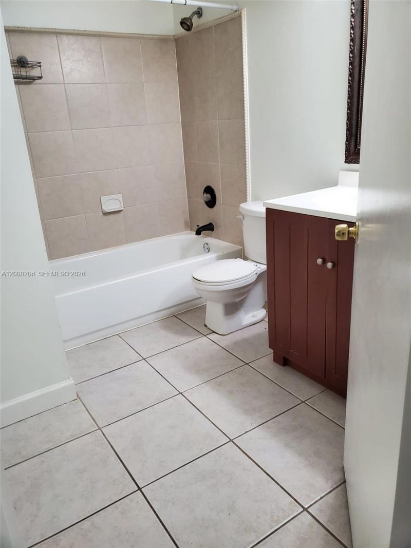 1154 Coral Club Dr , Unit 1154, Coral Springs, FL 33071 Photo