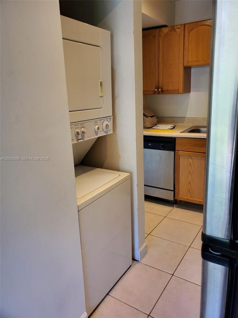 1154 Coral Club Dr , Unit 1154, Coral Springs, FL 33071 Photo