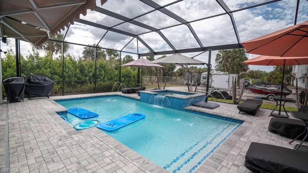 218 22nd Ave Ne, Naples, FL 34120 Photo