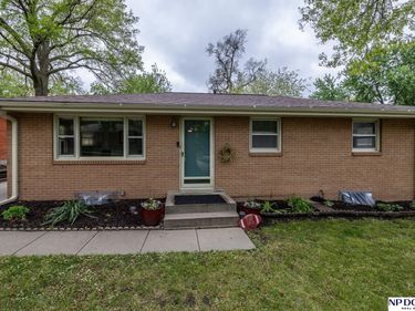 2731 S 41St Street , Lincoln, NE 68506