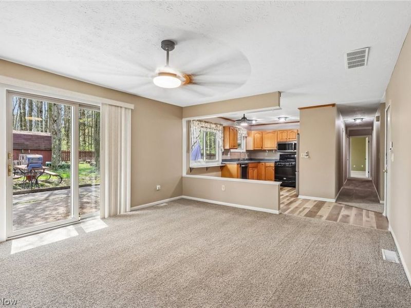 14747 Hartford Trail, Strongsville, OH 44136 Photo 10