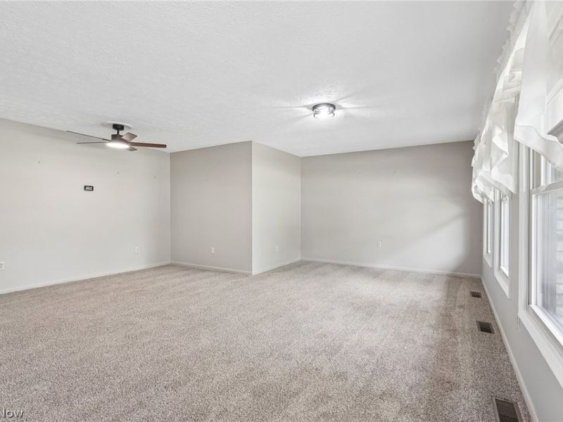 14747 Hartford Trail, Strongsville, OH 44136 Photo 7