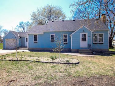 426 Main Street, Stewart, MN 55385