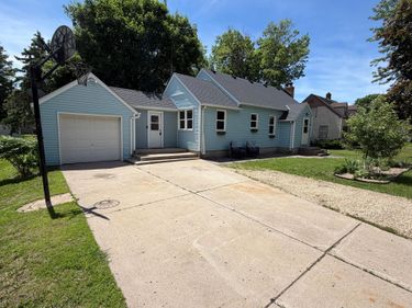 426 Main Street, Stewart, MN 55385