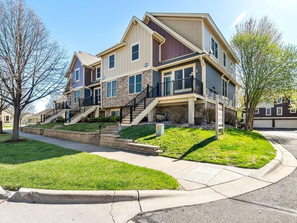 10732 Falling Water Lane, Unit A, Woodbury, MN 55129